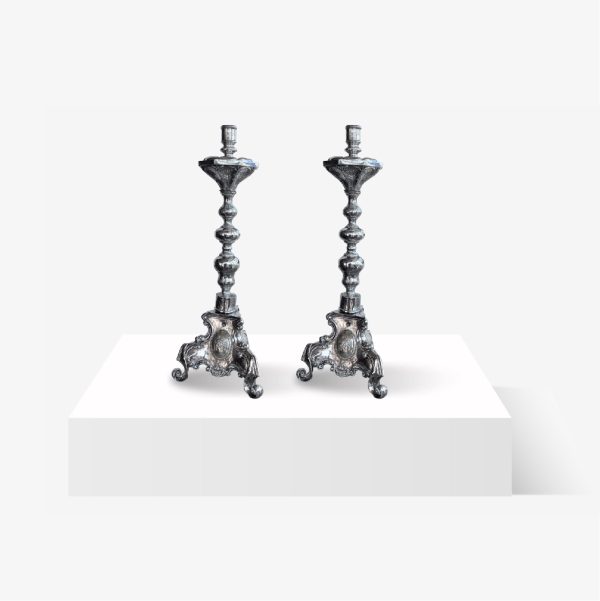 Lote 37, Par de candelabros de plata mexicana