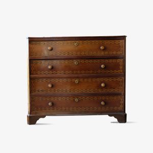 Lote 183, Cómoda Carlos IV