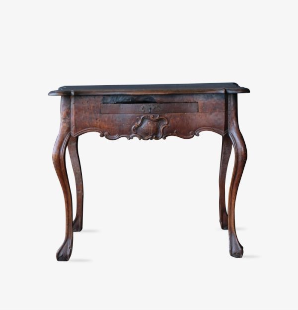 Lote 168, Mesa de arrimo virreinal