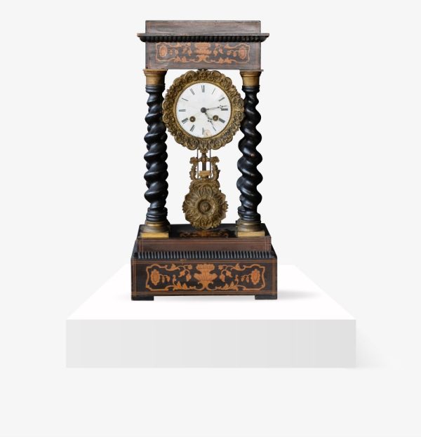 Lote 240, Reloj de sobremesa