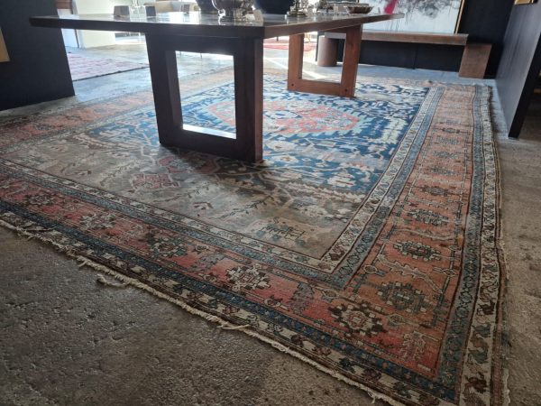 Lote 8, Alfombra heriz, antigua