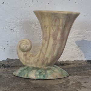 Lote 433, Cuerno de cerámica de Lota